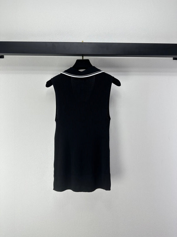 Chanel Vest Black in Polyester 365301