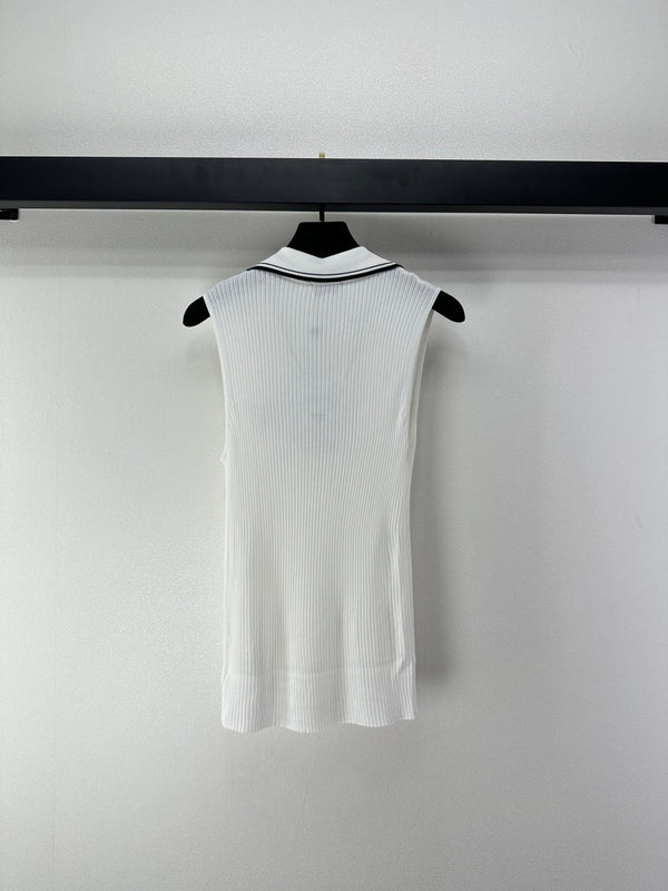 Chanel Vest White in Polyester 365297