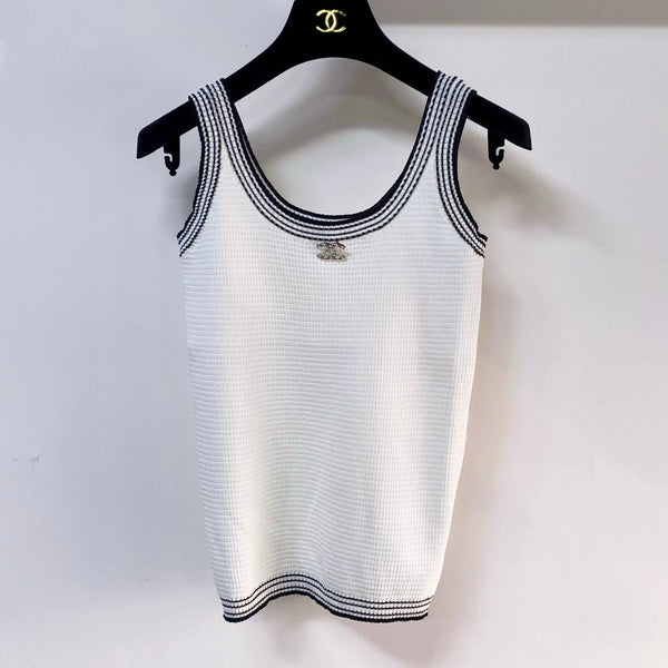 Chanel Vest White in Wool 248345