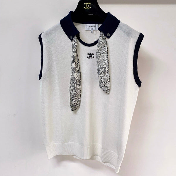Chanel Vest White in Wool 248313