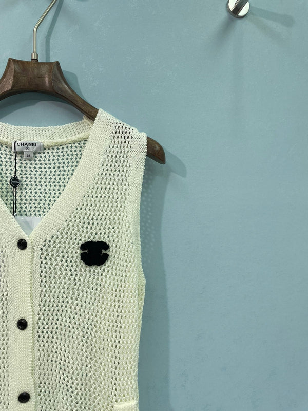 Chanel Vest White in Nitrile Cotton 262287