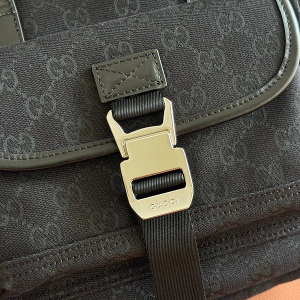 Gucci Cross Body Bag 23 Black in Canvas 284898