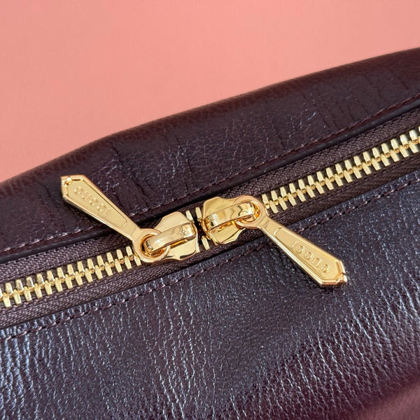 Gucci 26 Coach Shay Crossbody Bag 25.5 Brown in Cowhide 284954