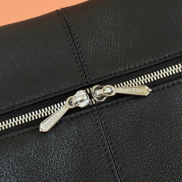 Gucci 26 Coach Shay Crossbody Bag 33 Black in Cowhide 284969