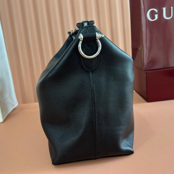 Gucci 26 Coach Shay Crossbody Bag 33 Black in Cowhide 284969