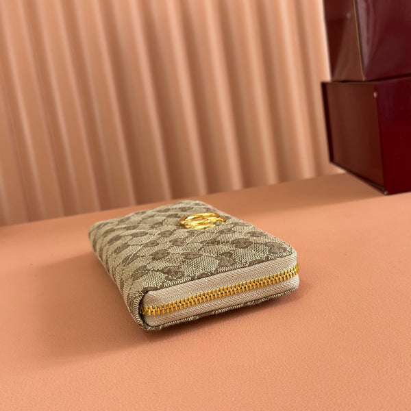 GG Marmont Series Full Zip Wallet Brown in Canvas 285027