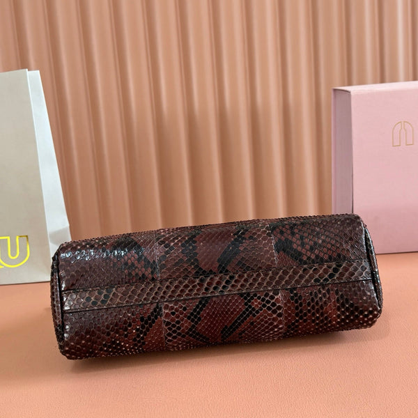 Miu Caprice Clutch 28 Dark Brown in Snakeskin 285282