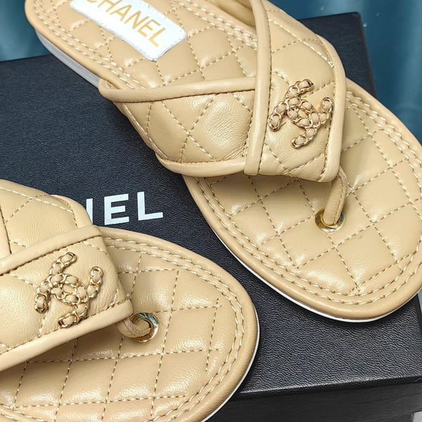 Chanel 26P Flip-Flops Beige in Calfskin 712315