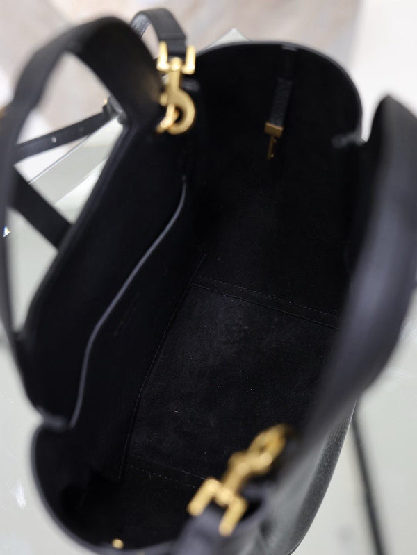 YSL Le 5 à 7 Baby Bea Tote Bag 19cm Black in Deerskin 285533