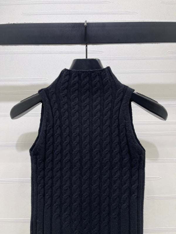 Miu Miu 26 Heavy-duty Cable Sleeveless Vest Black in Wool 366350