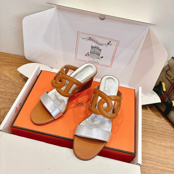HM  Sandal 60 Light Brown Silver in Calfskin 743967
