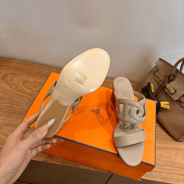 HM  Sandal 60 Beige in Calfskin 743968