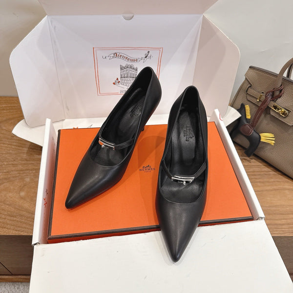 HM 26 Majeste 85 Pump Black in Cowhide 744011