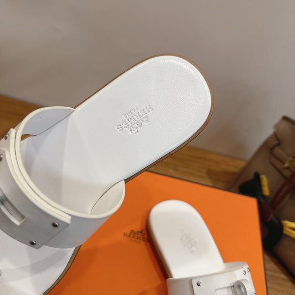 HM  July Sandal White in Cowhide 744061