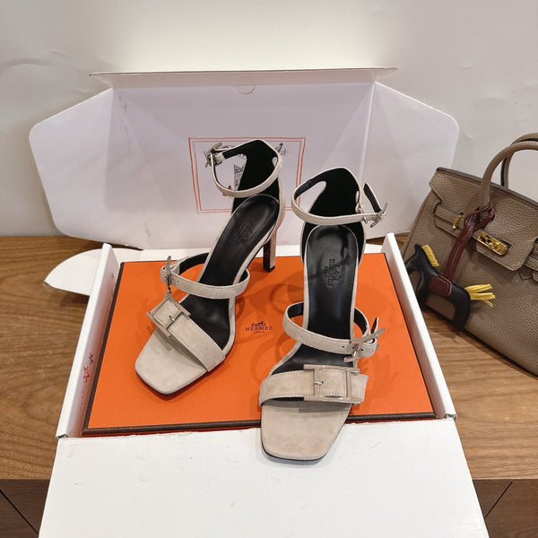 HM  Liv Sandal 10.5 Beige in Deerskin 744075