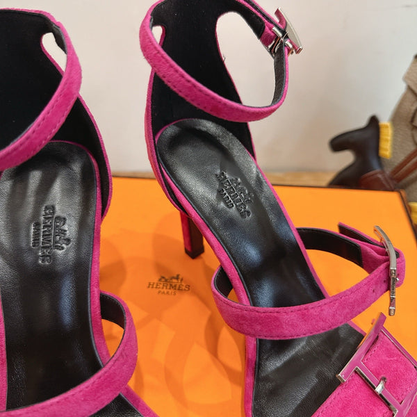 HM  Liv Sandal 10.5 Pink in Deerskin 744076