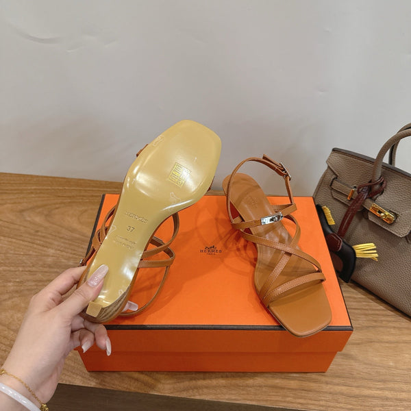 HM  June Sandal Brown in Cowhide 744048