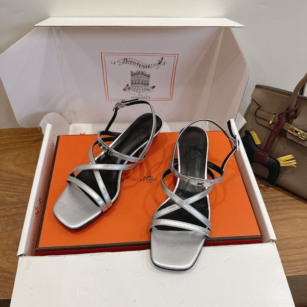 HM  June Sandal Silver in Cowhide 744049