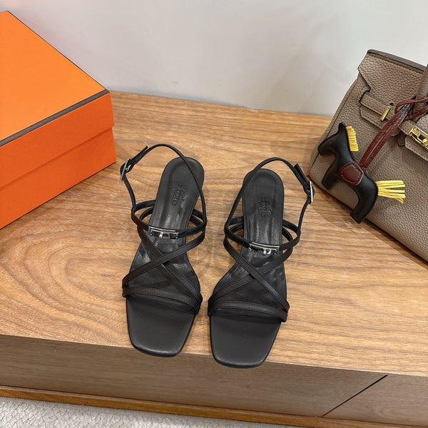 HM  June Sandal Black in Cowhide 744051