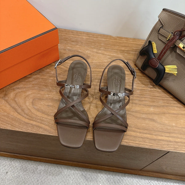 HM  June Sandal Brown in Cowhide 744052