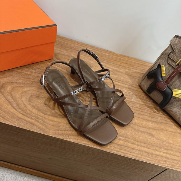 HM  June Sandal Brown in Cowhide 744052