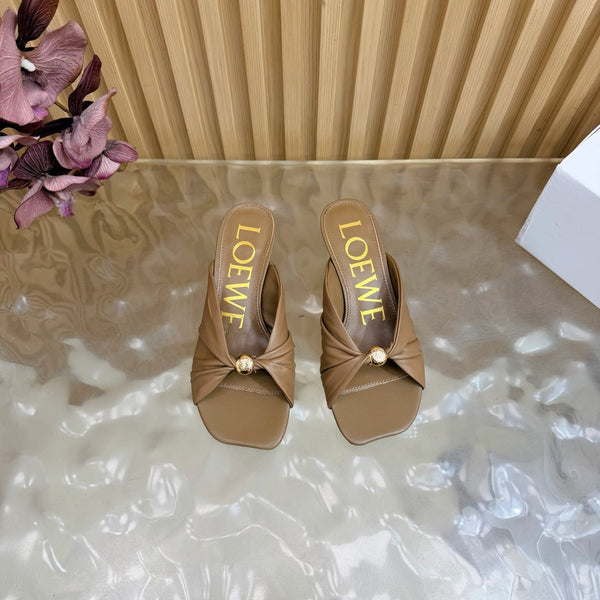 Loew Pebble Soft Sandal 55 Brown in Sheepskin 749416