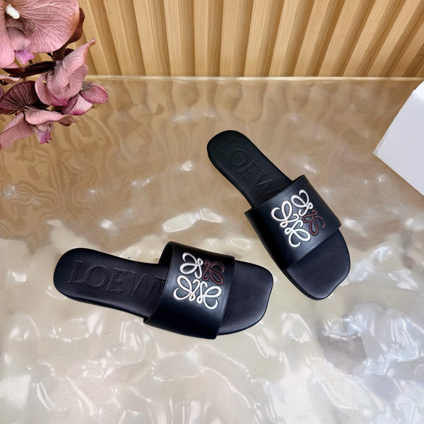Loew Sandal Black in Sheepskin 749334