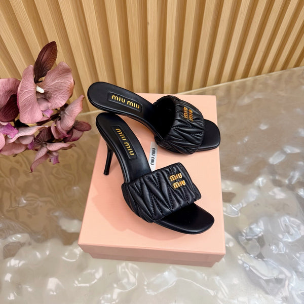 MM Pointed-Toe High Heels 85 Black in Sheepskin 749061