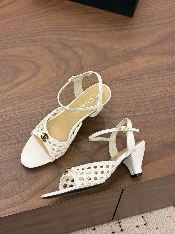 CC Ankle-strap Heeled 60 White in Woven 747970