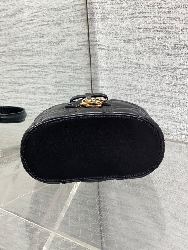 CD Bow-embellished Cosmetic Bag 17.5  Black in Lambskin 286414
