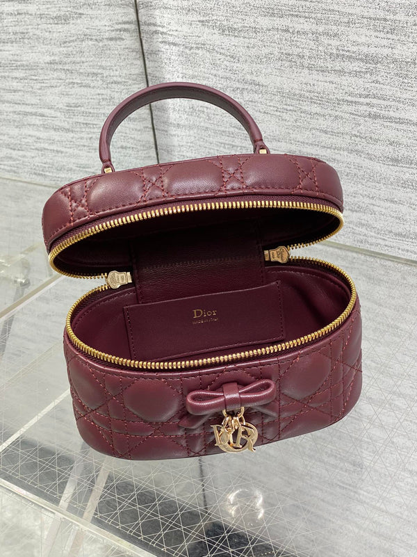 CD Bow-embellished Cosmetic Bag 17.5 Burgundy in Lambskin 286416