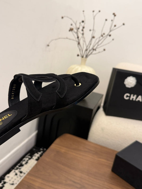 CC 26 Sandal Black in Velvet 748533