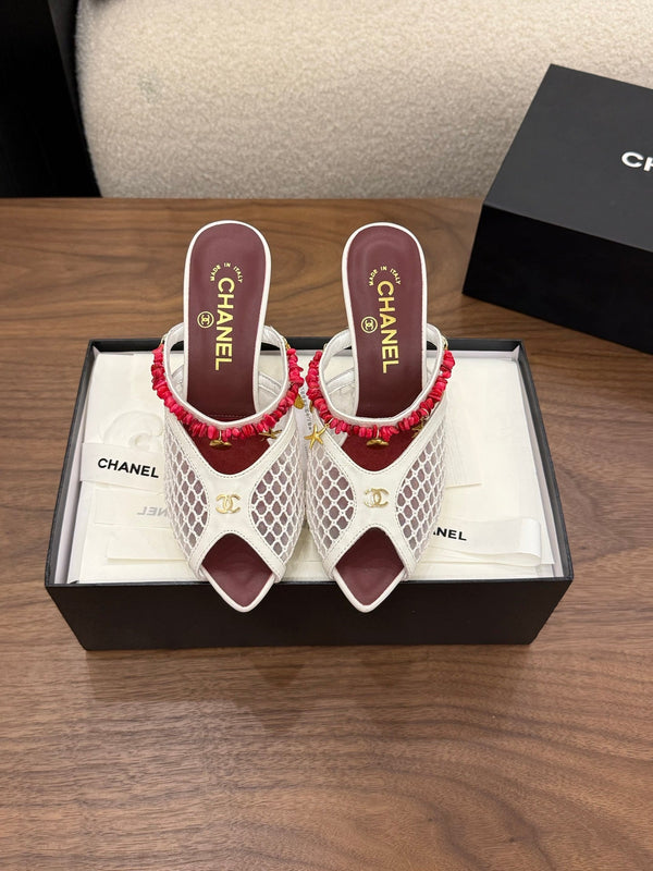 CC 26 Coco Beach Mules 80mm White in Mesh 757987