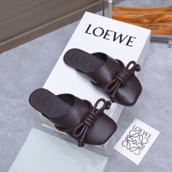 Loew 26 Knotted Closed-Toe Flat Mules Chocolate in Lambskin 759435