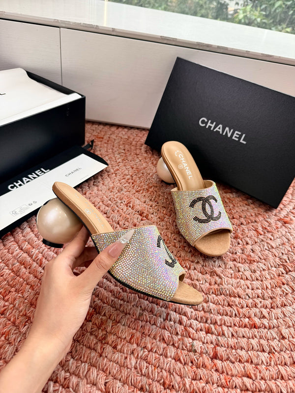CC 26SS Pearl Heel 70mm Bow Sandals Gold in Cowhide 760559