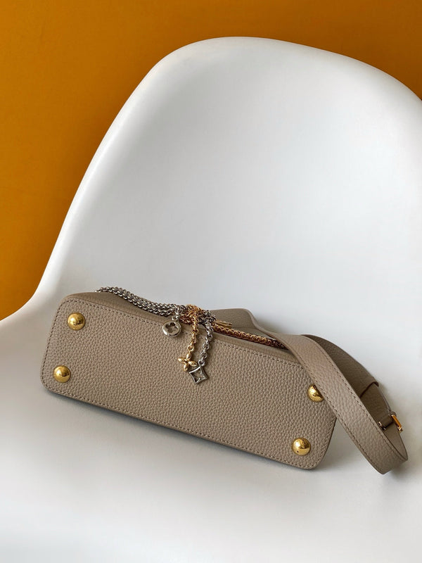 LV Capucines Mini Handbag Taupe in Taurillon Calfskin leather 287077