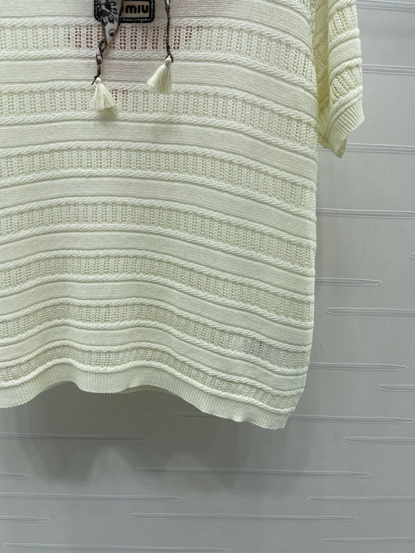 Miu 26 Crew Neck Knit Short-Sleeve T-Shirt with Scarf Design Cream in Wool