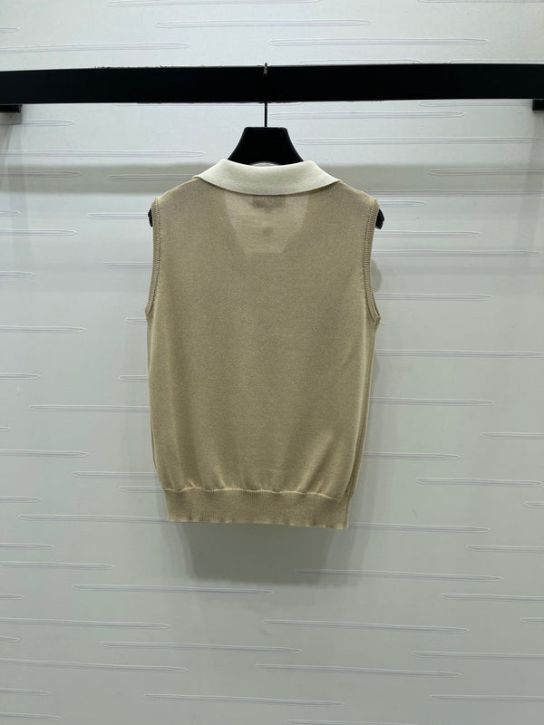 CC 26 Vest Khaki Beige in Wool 385387