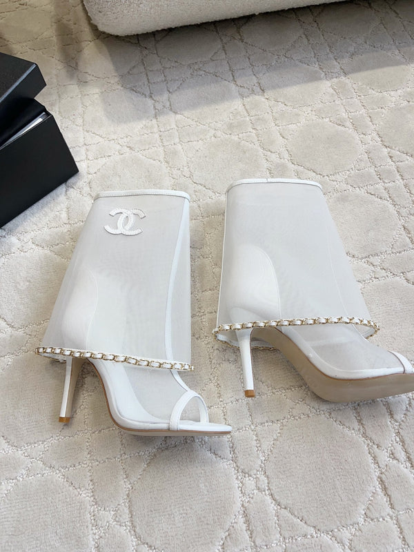 CC 26 Boots High-Heeled 95mm with Chain White in Mesh 808105