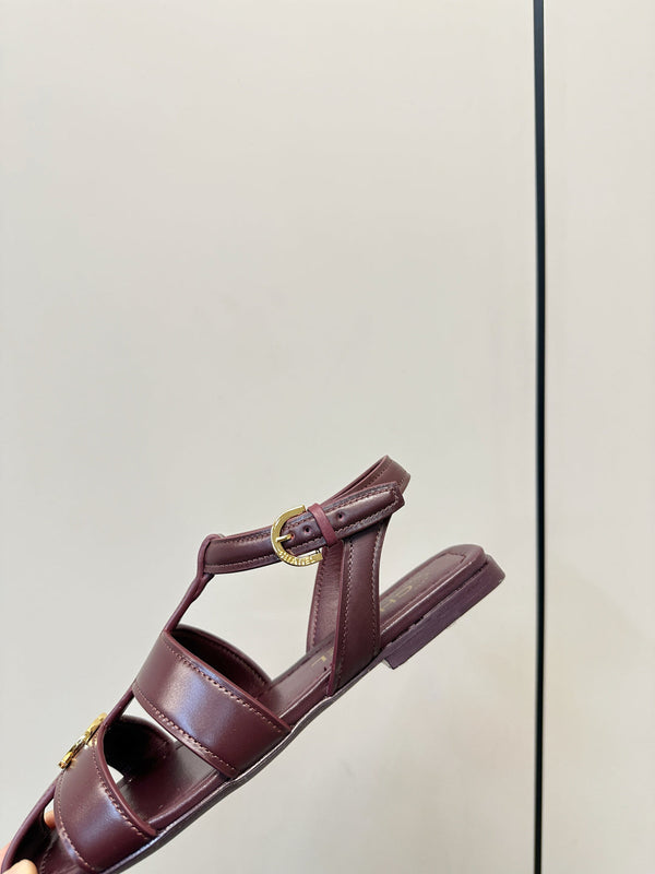 CC 26  T-strap Openwork Roman Sandals Burgundy in Cowhide  815986