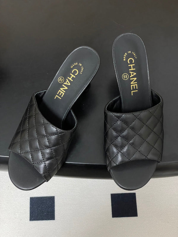 CC Quilted Heeled Sandal 8cm Black Lambskin 834720