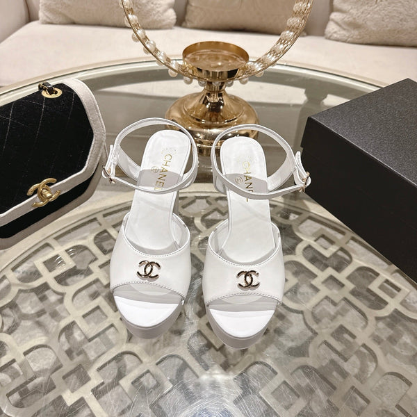 CC 2026 Platform Sandals 11cm White Sheepskin 834300