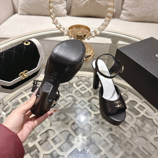 CC 2026 Platform Sandals 11cm Black Sheepskin 834299