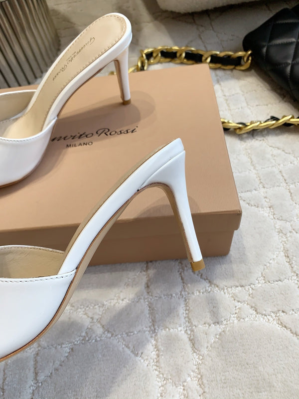 GR Pointed-Toe Mule Sandals 8.5cm White Patent Cowhide 851875