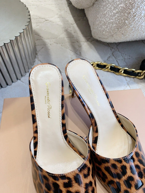 GR Leopard Print Pointed-Toe Mules 8.5cm Brown Patent Cowhide 851870