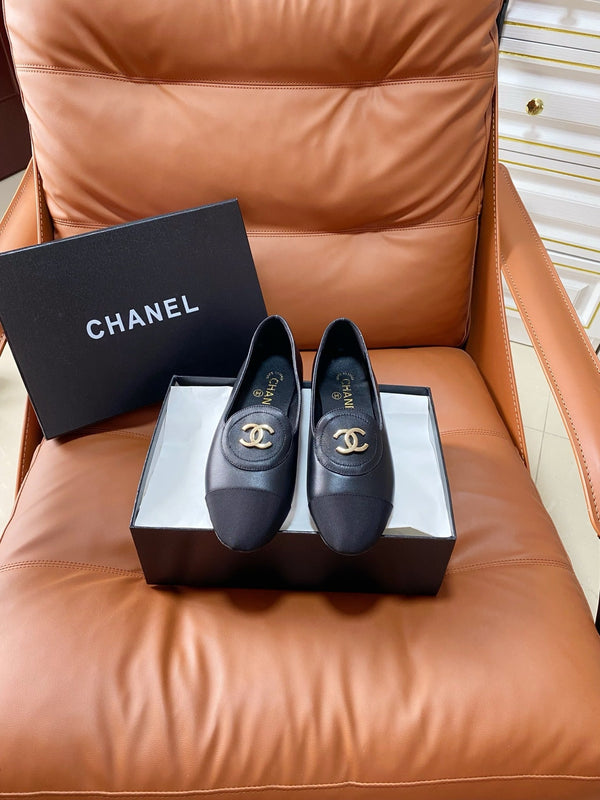 CC 26P Double C Loafers Black Lambskin & Grosgrain 857977