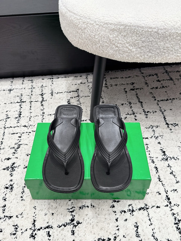 BV 26ss Thong Sandals 5cm Black TPU Rubber 8584376
