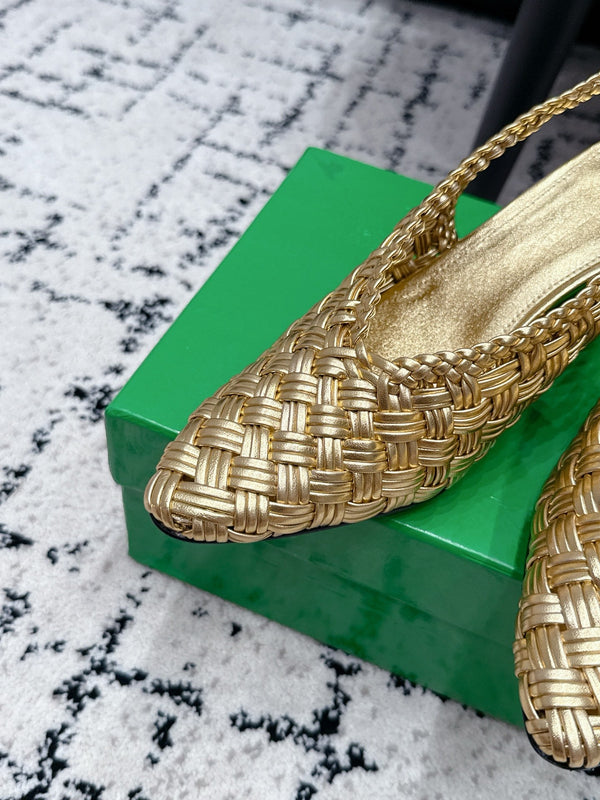 BV 26SS Intrecciato Slingback Heels 5.5cm Gold Metallic Woven Leather 858418