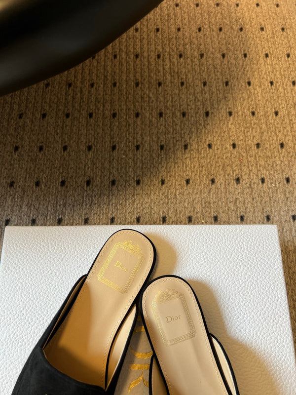 CD Baby Bow Mules Gold Bow Black Suede 858667