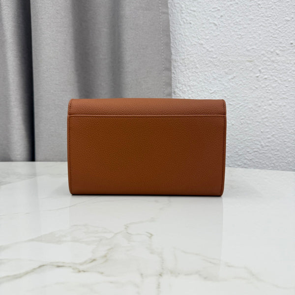 CD Médaillon Envelope Pouch 20.5cm Brown Cowhide Leather GHW 158552